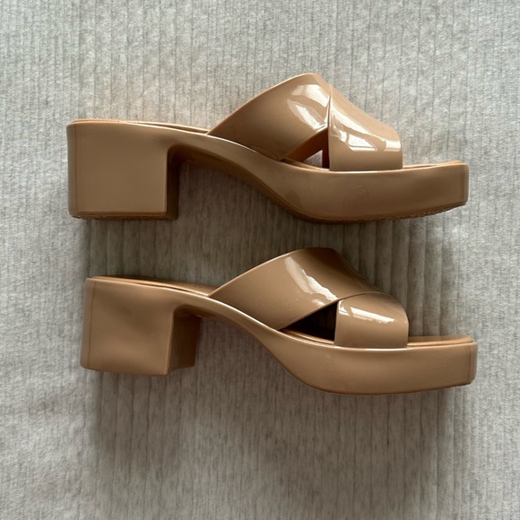 NWOT: Jeffrey Campbell Bubblegum Platform Sandal (Size 11) - Picture 4 of 8